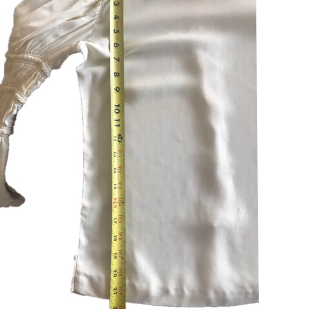 Vintage cream mock turtleneck blouse size small - Picture 7 of 7